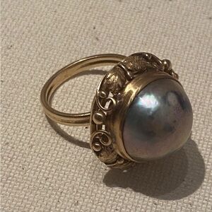 Estate 14k Yellow Gold & Mabe Pearl 11 Grams Ring Size 8